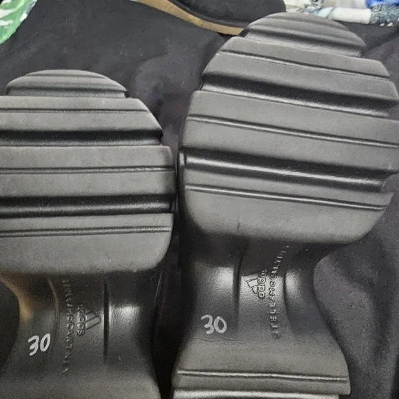 SALE Adidas x Stella McCartney Slides - Size 8 - Picture 3 of 5